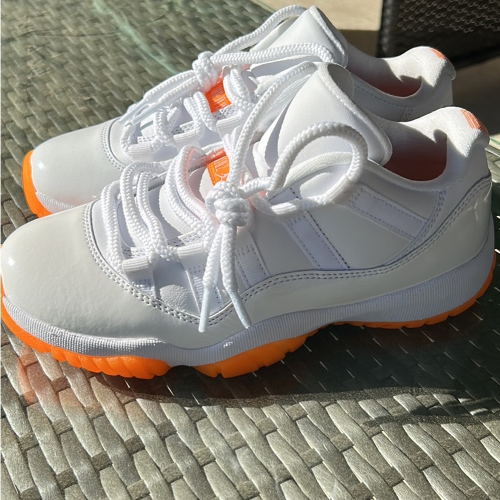 Retro Jordan 11’s Size 6 Never used, purchased last year